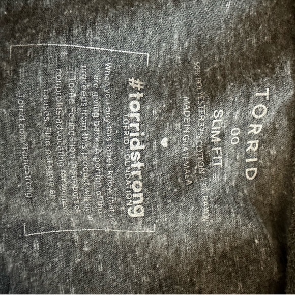 Torrid-strong in This Together Slim Fit Grey Crew Tee- Size 00 - Picture 7 of 8
